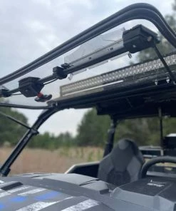 Seizmik Flip-Up Versa-Vent Windshield For Polaris General Scratch-Res-Poly -Seizmik Sales 50 50224KIT 4 L